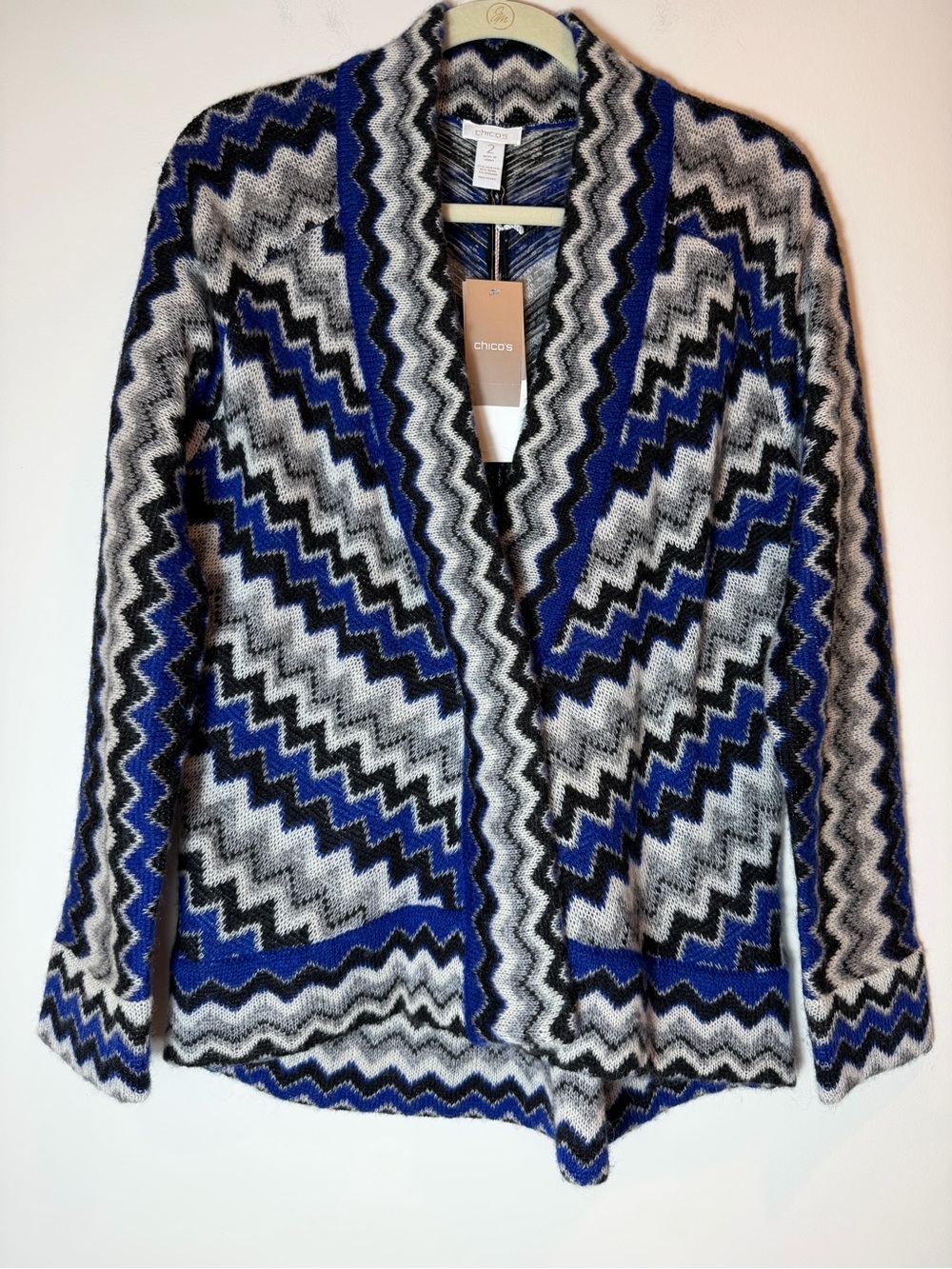 Chico’s Size 2 Chevron Zigzag Snap Front Knit Cardigan Blue Gray Black NWT